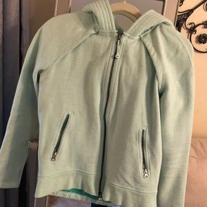 Lululemon sweatshirt